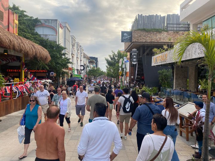 digital nomad at Playa de Carmen